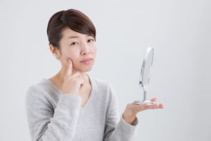 頬のたるみ改善法！原因や老け顔を改善する対処法